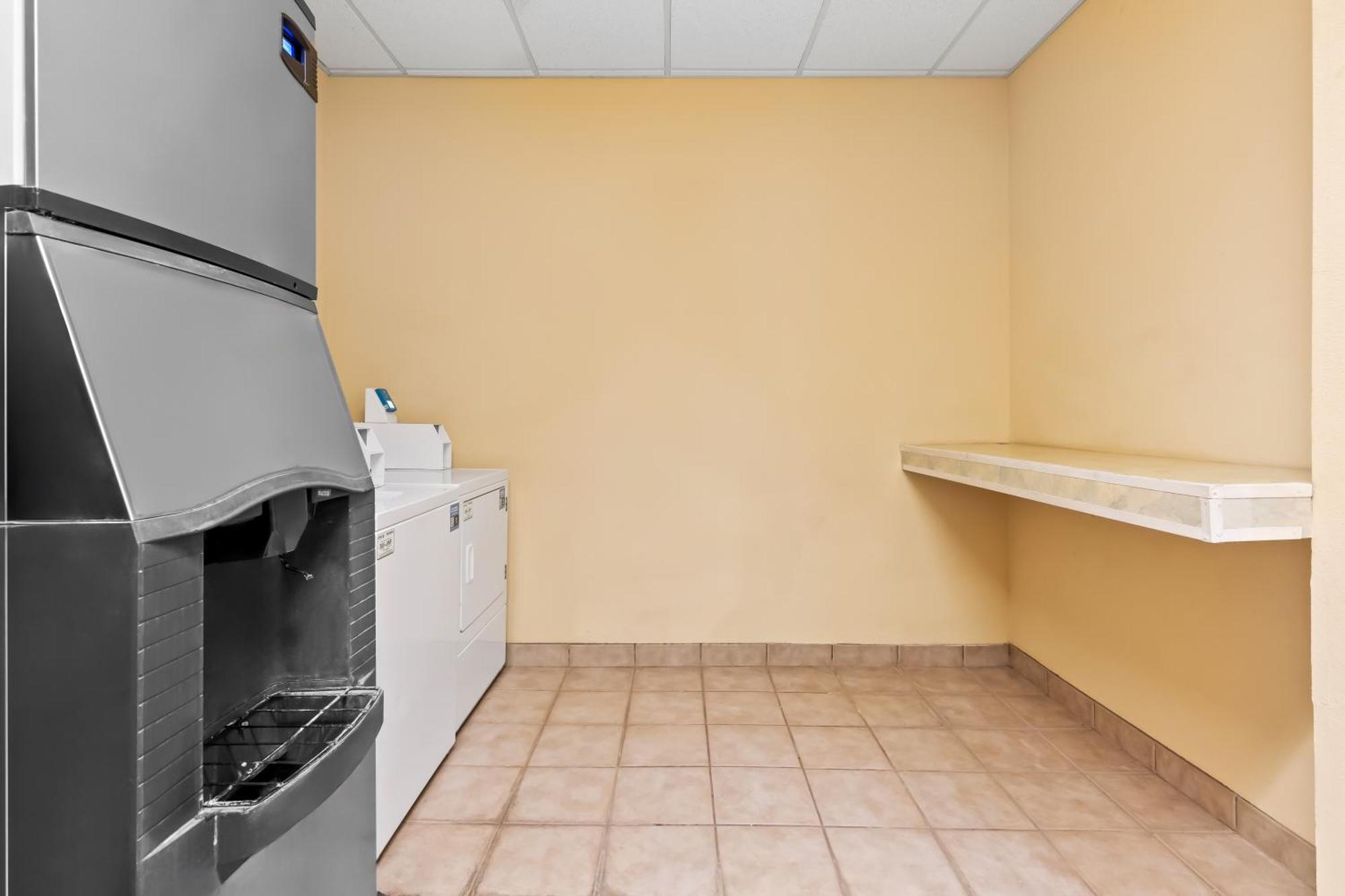 Comfort Inn & Suites Elk City Extérieur photo